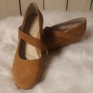 Tsubo wedge shoes